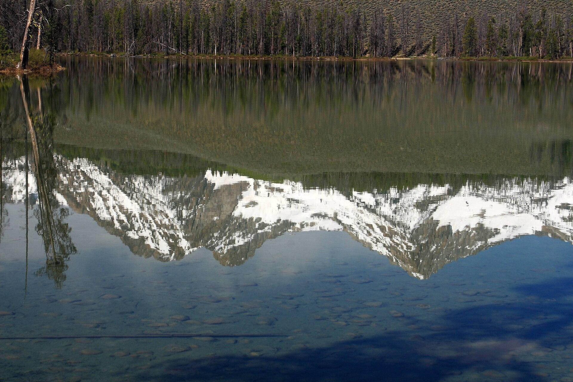 The Sawtooth Mountains reflected in Little Redfish Lake, Idaho